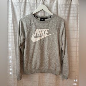 Nike Women’s Gray Crew Neck Logo Swoosh Sweatshirt Size Small